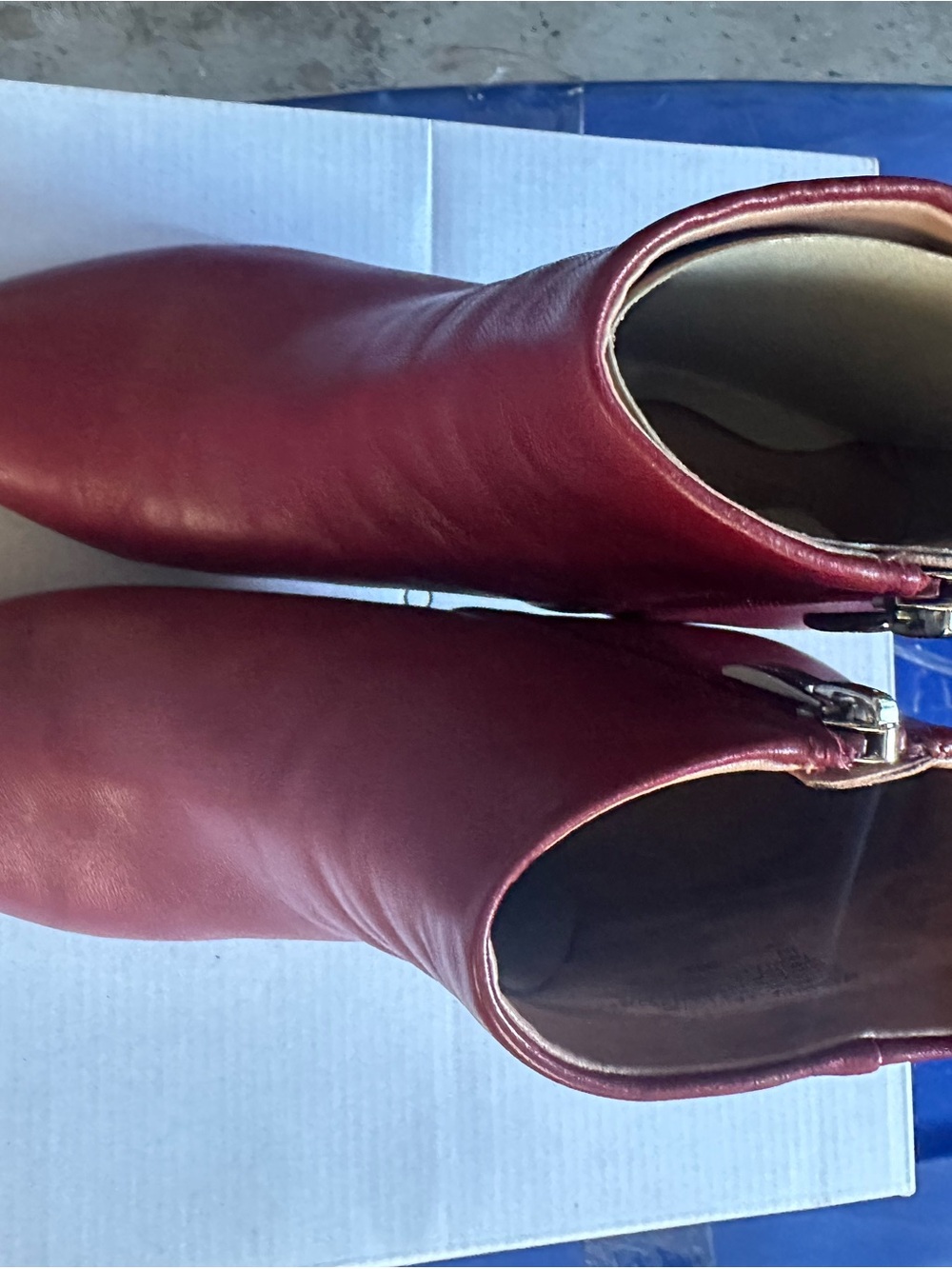 Accessories subcategory identification - Picture 6 of 14